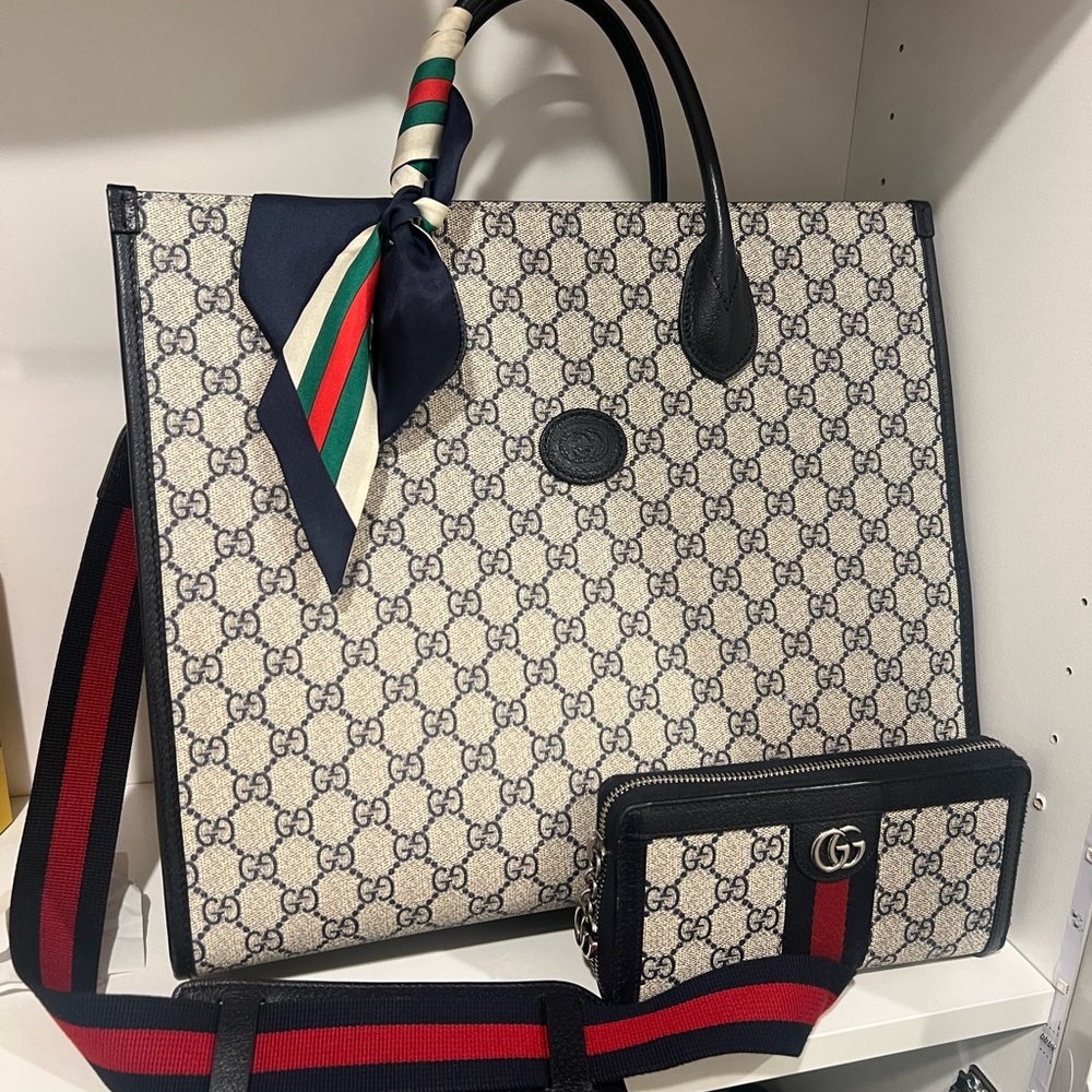 Gucci Navy and Cream Interlocking G Tote Bag with Strap, Sash, and Wallet